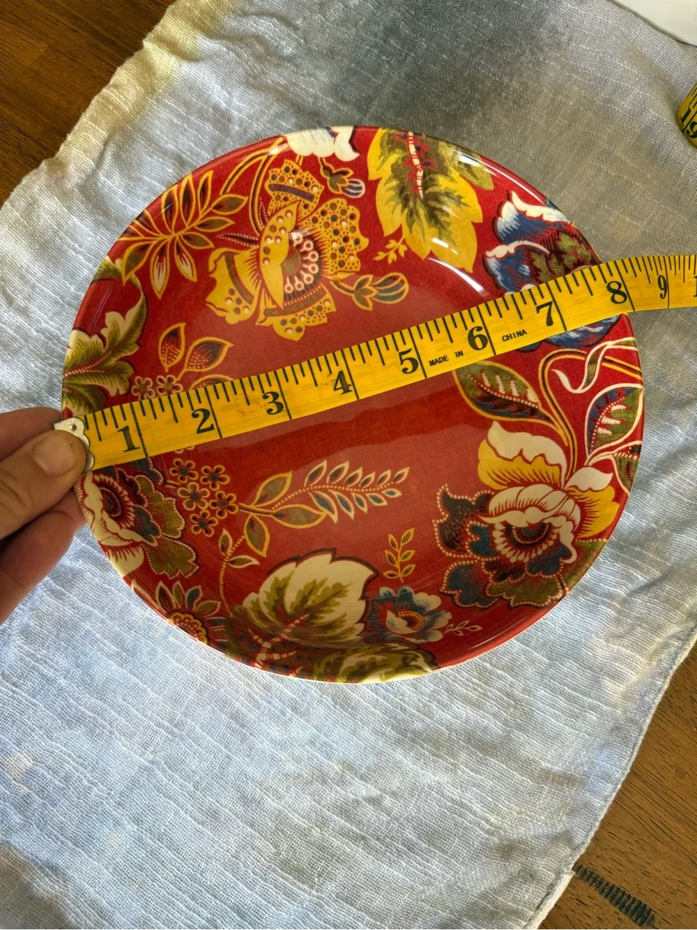 Set of 2 bowls Williams Sonoma Fleur Red Spanish flower Vibrant 8”